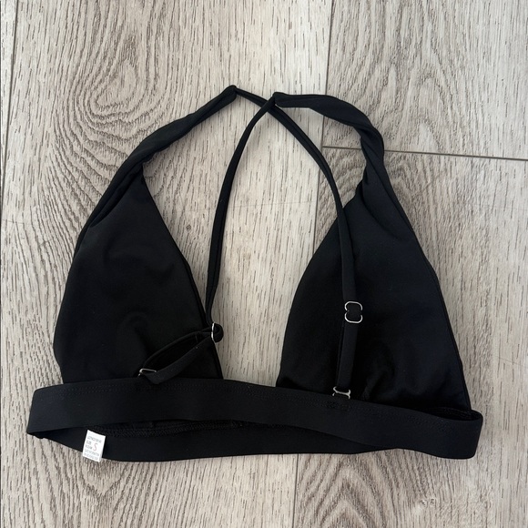 Black Strappy Bralette bikini Top - Picture 3 of 3
